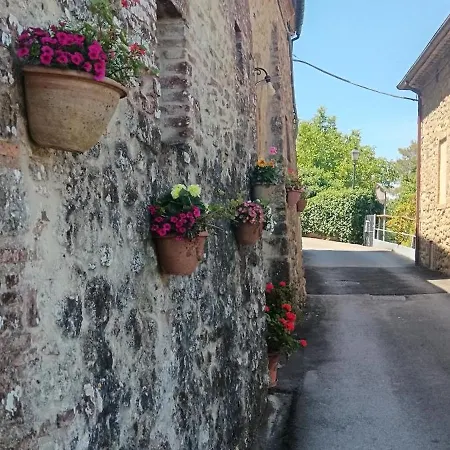 La Grotta Aparthotel *
